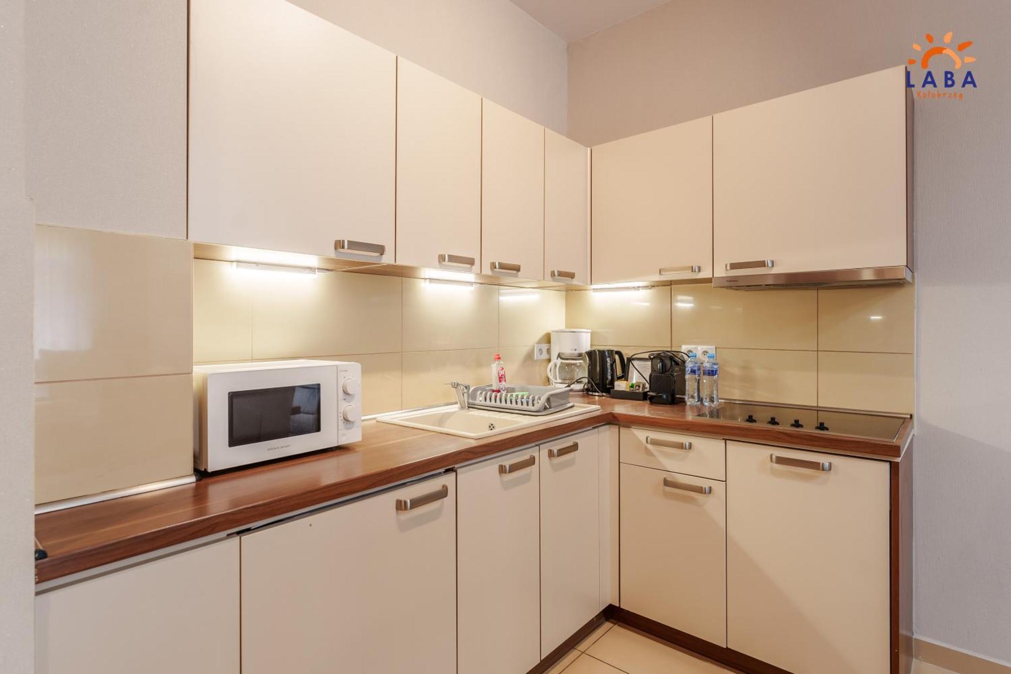 Laba Kolobrzeg Apartamenty Diune Z Parkingiem المظهر الخارجي الصورة
